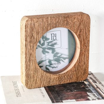 ROUND NATURAL WOOD PHOTO FRAME | 6" X 6"