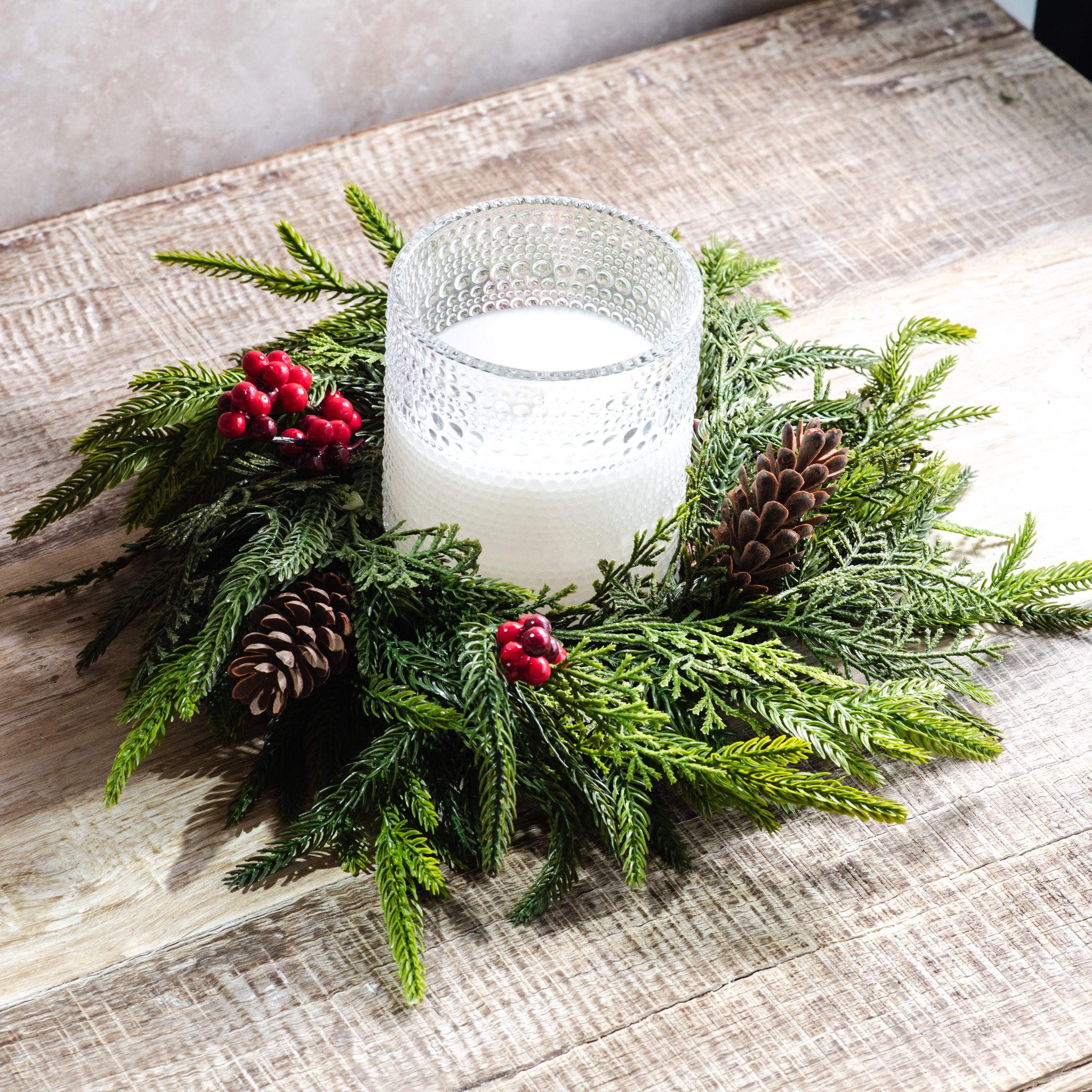 BERRY & PINECONE CANDLE RING