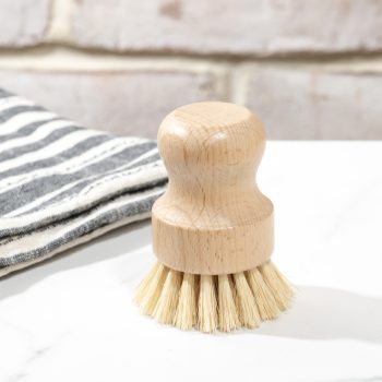 POT & PAN SCRUB BRUSH