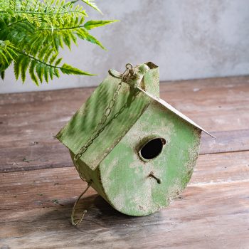 15.75" GREEN HANGING BIRDHOUSE