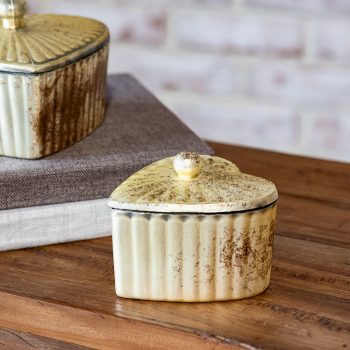 ANTIQUE GOLD HEART BOX W/LID