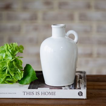 7.1" WHITE HANDLE VASE