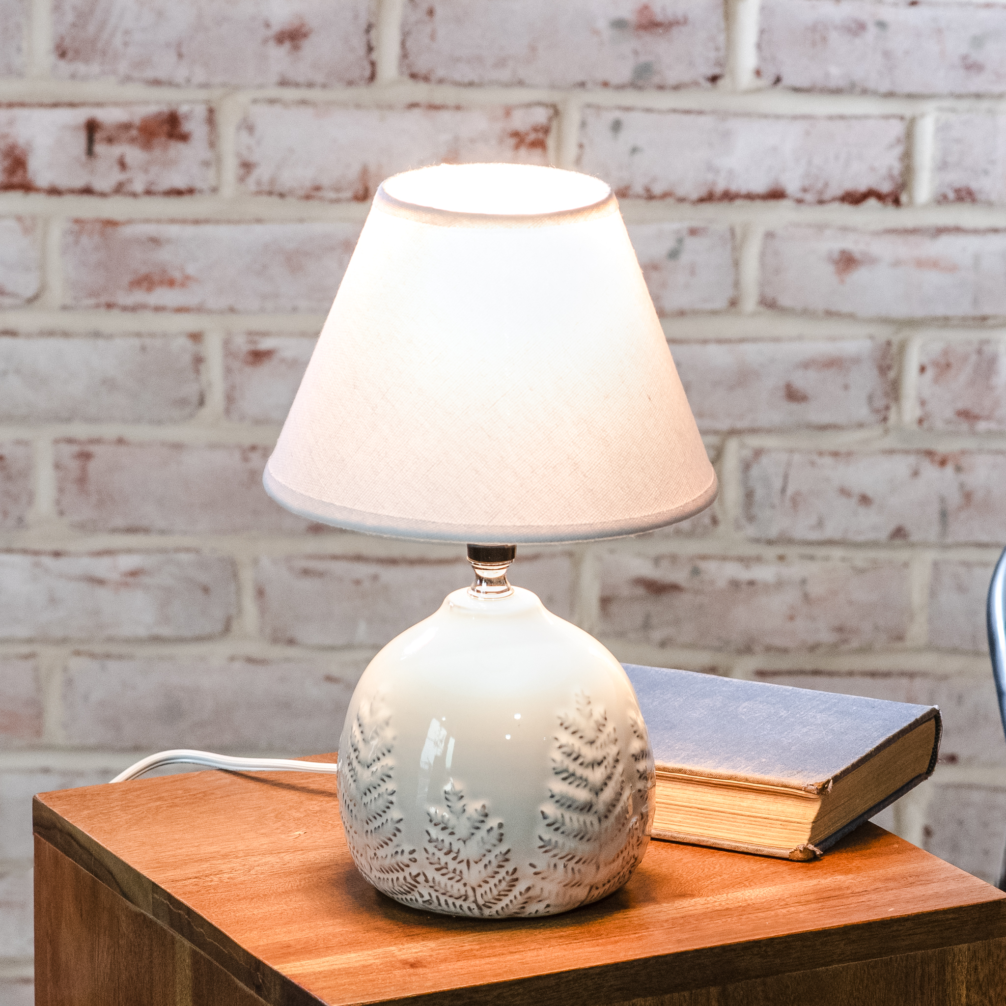 WHITE FERN PATTERN LAMP
