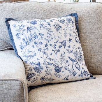 BLUE &WHITE FLORAL PILLOW | 17" X 17"
