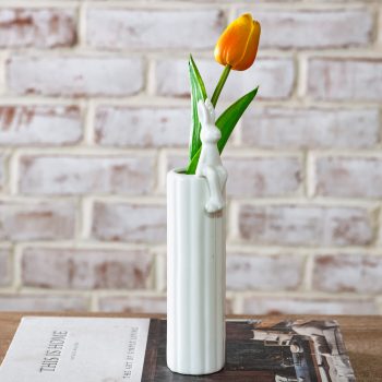 WHITE SKINNY BUNNY VASE