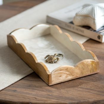 13.2" WHITE SCALLOP PATTERN WOOD TRAY