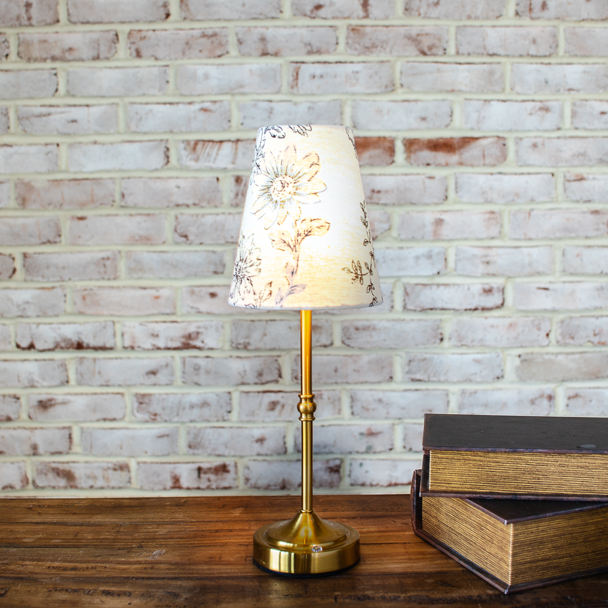 17" LED LAMP W/ IVORY FLORAL LAMPSHADE