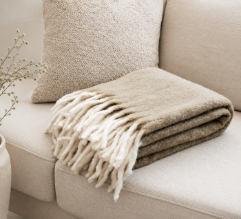 BROWN WOOL BLEND THROW