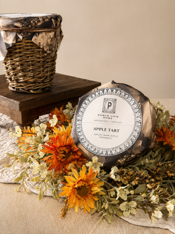 APPLE TART FRENCH WICKER CANDLE