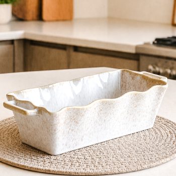 SCALLOP EDGE BAKING DISH