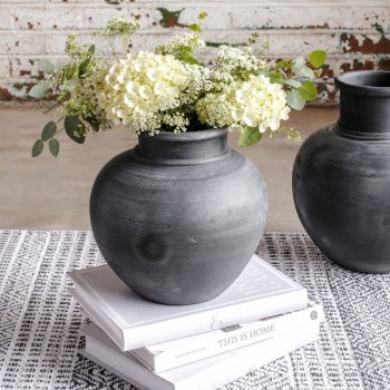 10.6" BLACK TERRACOTTA VASE