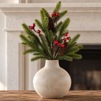23" RED BERRY SPRUCE PICK